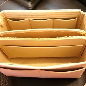 Pocketbook Organization